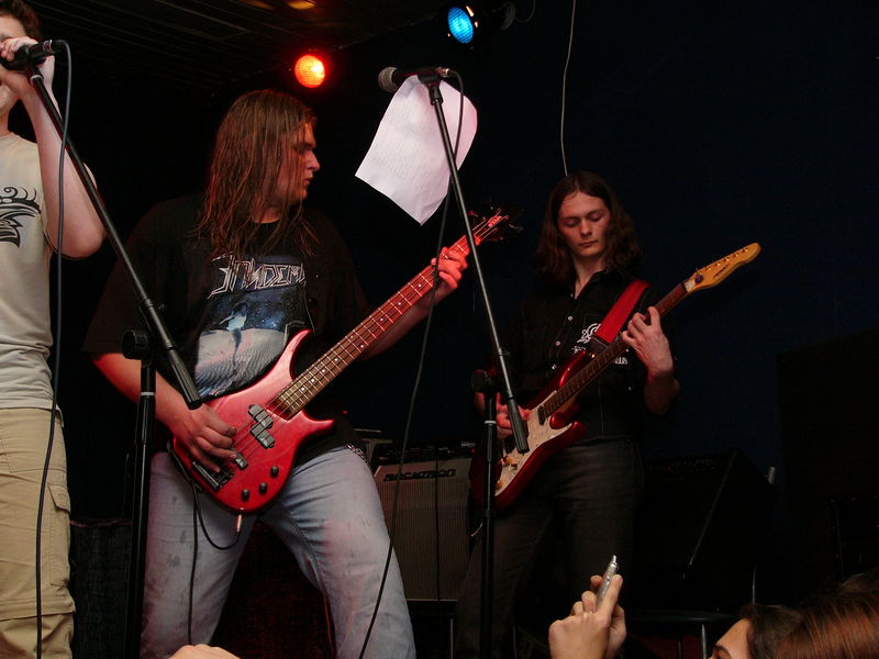 Фотографии -> Концерты -> День рождения Dark Vampire в клубе Арктика (24 мая 2005) ->  Atlantida -> Atlantida - 003