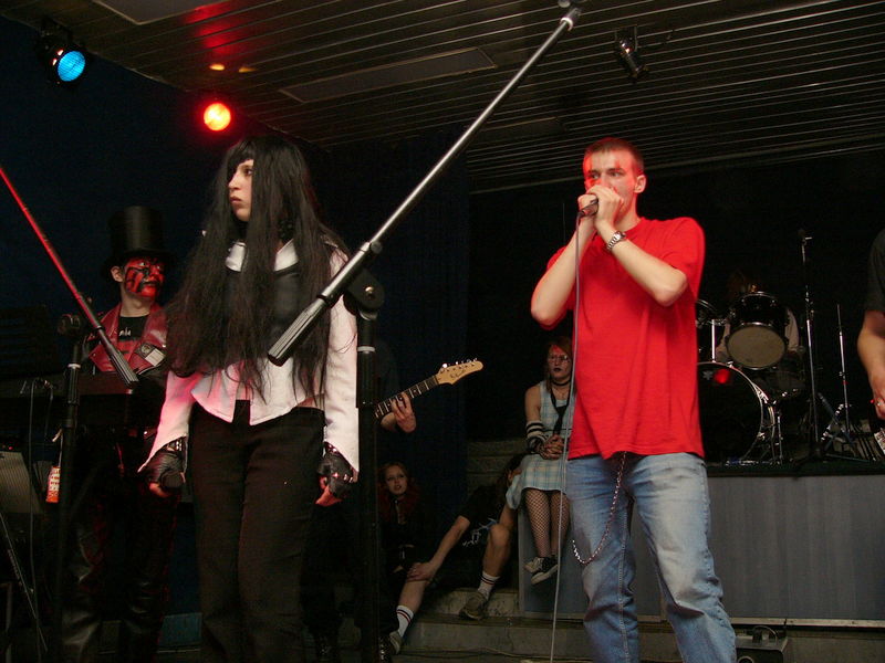 Фотографии -> Концерты -> День рождения Dark Vampire в клубе Арктика (24 мая 2005) ->  TarakaN -> TarakaN - 008