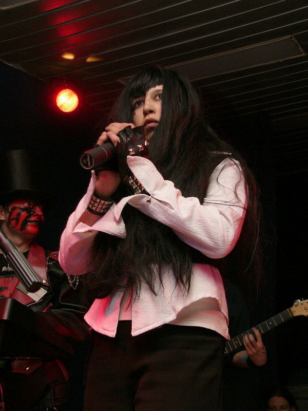 Фотографии -> Концерты -> День рождения Dark Vampire в клубе Арктика (24 мая 2005) ->  TarakaN -> TarakaN - 009