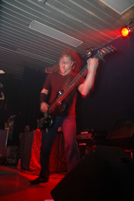 Фотографии -> Концерты -> Концерт в клубе Арктика (9 сентября 2005) ->  ЗОВ -> ЗОВ - 004