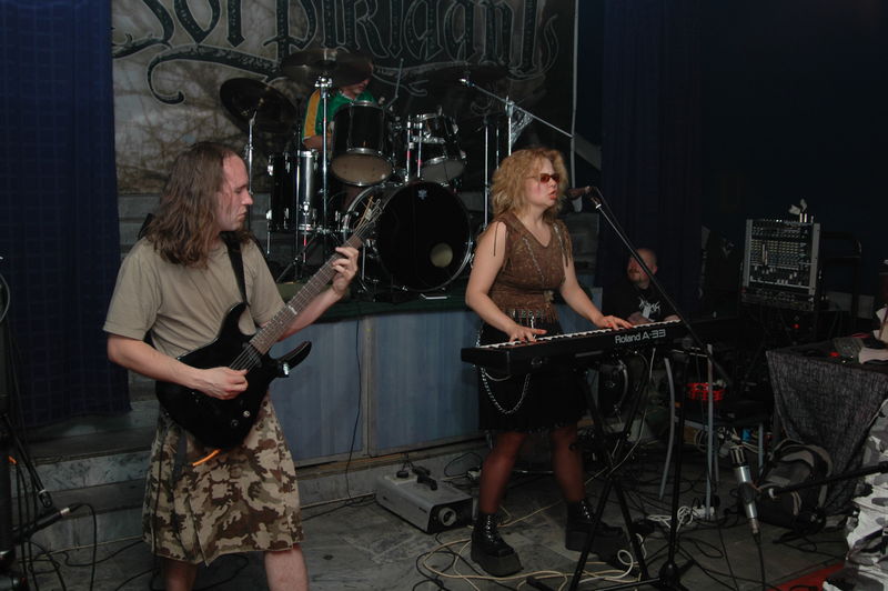 Фотографии -> Концерты -> Korpiklaani в клубе Арктика (15 сентября 2005) ->  Wolfsangel -> Wolfsangel - 025