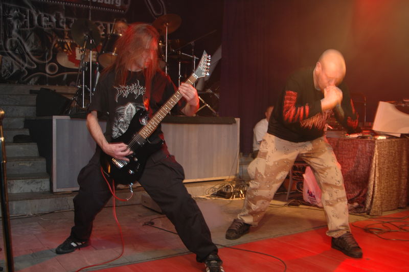 Фотографии -> Концерты -> PetroGrind Fest в клубе Арктика (19 ноября 2005) ->  Fleshbomb -> Fleshbomb - 008