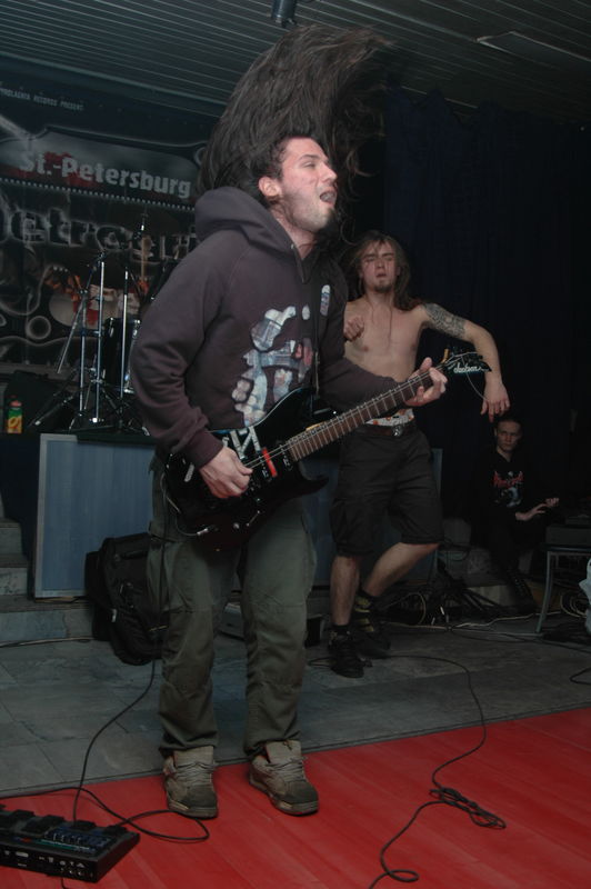 Фотографии -> Концерты -> PetroGrind Fest в клубе Арктика (19 ноября 2005) ->  Anal Nosorog -> Anal Nosorog - 004