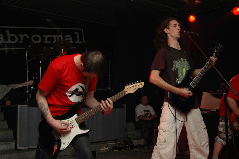 Фотографии -> Концерты -> PetroGrind Fest в клубе Арктика (19 ноября 2005) ->  Abnormal -> Abnormal - 006