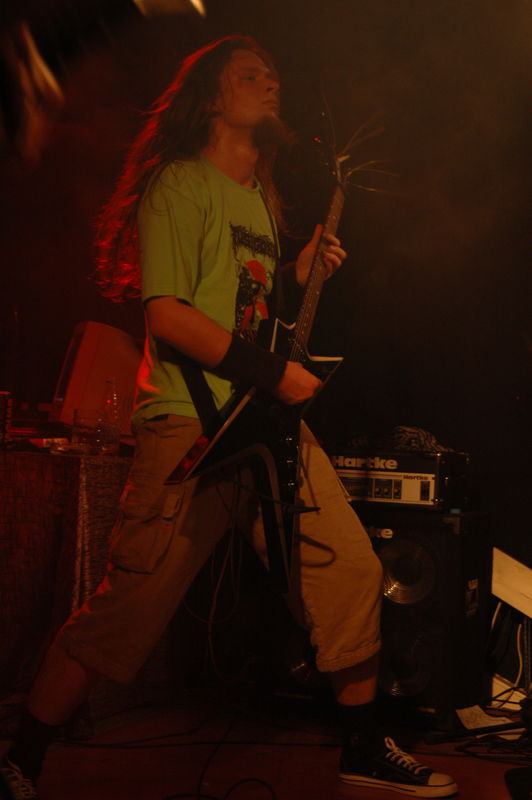 Фотографии -> Концерты -> PetroGrind Fest в клубе Арктика (19 ноября 2005) ->  Fleshgore -> Fleshgore - 013