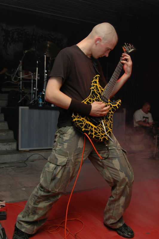 Фотографии -> Концерты -> PetroGrind Fest в клубе Арктика (19 ноября 2005) ->  Fleshgore -> Fleshgore - 015