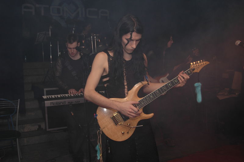 Фотографии -> Концерты -> Сольный концерт Atomica в клубе Арктика (15 января 2005) ->  Atomica -> Atomica - 001