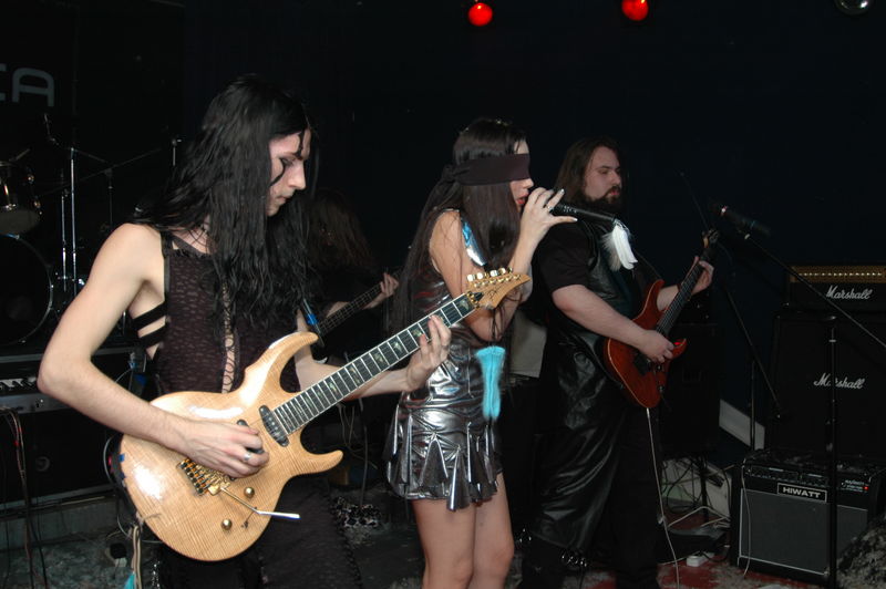 Фотографии -> Концерты -> Сольный концерт Atomica в клубе Арктика (15 января 2005) ->  Atomica -> Atomica - 064