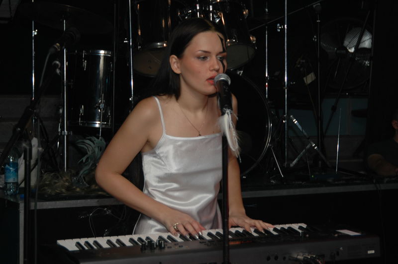 Фотографии -> Концерты -> Сольный концерт Atomica в клубе Арктика (15 января 2005) ->  Atomica -> Atomica - 093