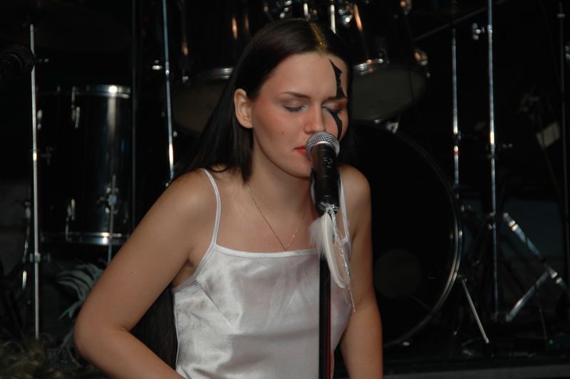 Фотографии -> Концерты -> Сольный концерт Atomica в клубе Арктика (15 января 2005) ->  Atomica -> Atomica - 096
