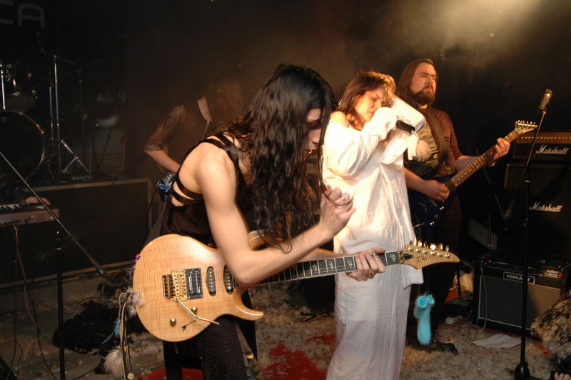 Фотографии -> Концерты -> Сольный концерт Atomica в клубе Арктика (15 января 2005) ->  Atomica -> Atomica - 101