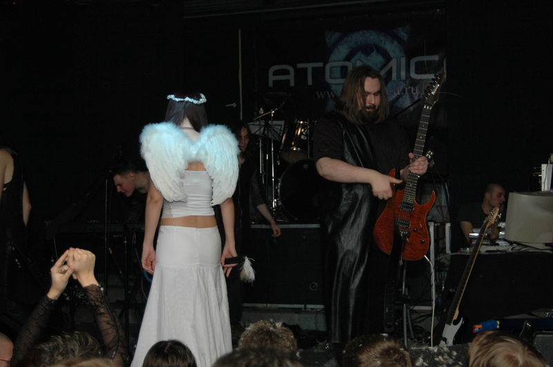 Фотографии -> Концерты -> Сольный концерт Atomica в клубе Арктика (15 января 2005) ->  Atomica -> Atomica - 129