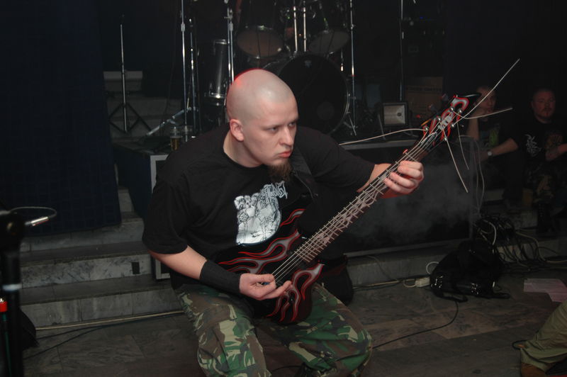 Фотографии -> Концерты -> День рождения RockHell.Ru в клубе Арктика (4 февраля 2006) ->  Morrah -> Morrah - 002