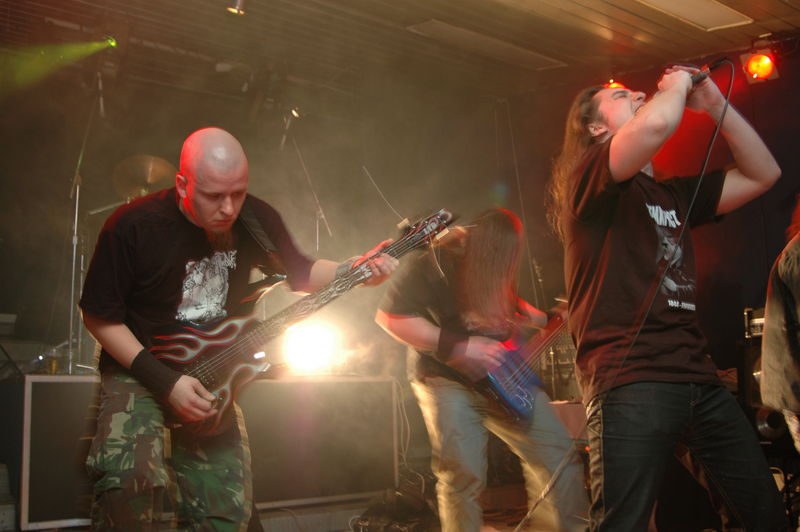 Фотографии -> Концерты -> День рождения RockHell.Ru в клубе Арктика (4 февраля 2006) ->  Morrah -> Morrah - 011