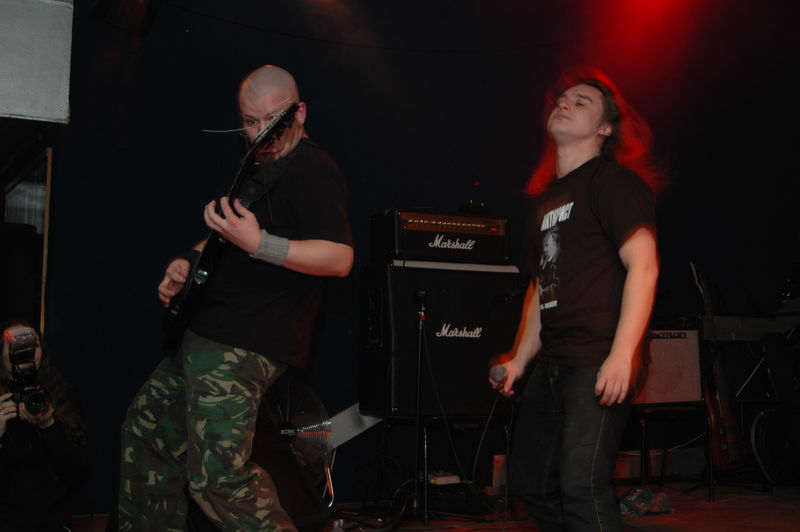 Фотографии -> Концерты -> День рождения RockHell.Ru в клубе Арктика (4 февраля 2006) ->  Morrah -> Morrah - 015