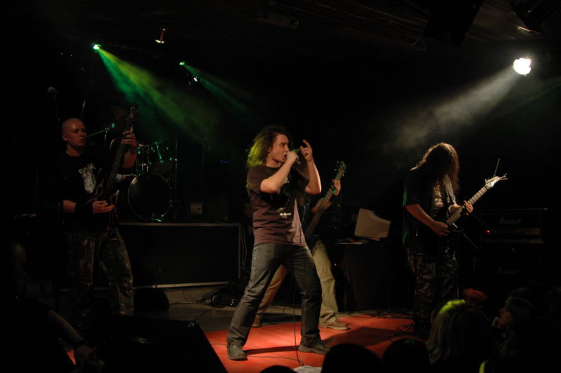 Фотографии -> Концерты -> День рождения RockHell.Ru в клубе Арктика (4 февраля 2006) ->  Morrah -> Morrah - 034