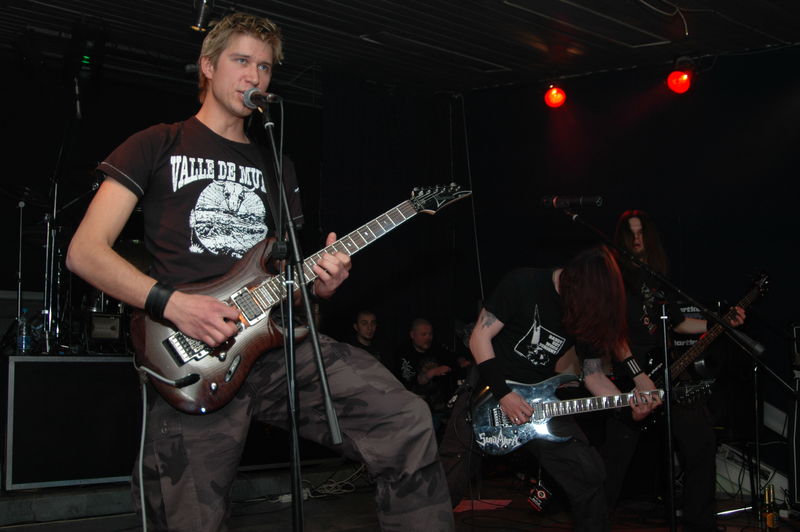 Фотографии -> Концерты -> День рождения RockHell.Ru в клубе Арктика (4 февраля 2006) ->  Suidakra -> Suidakra - 002