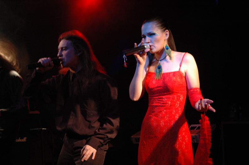 Фотографии -> Концерты -> Концерт в клубе Арктика (5 февраля 2006) ->  The Sevensins -> The Sevensins - 012