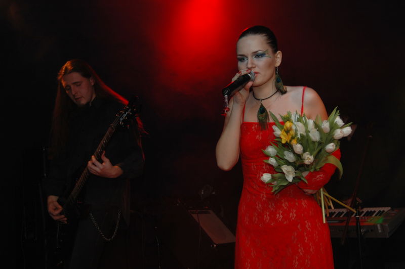 Фотографии -> Концерты -> Концерт в клубе Арктика (5 февраля 2006) ->  The Sevensins -> The Sevensins - 017