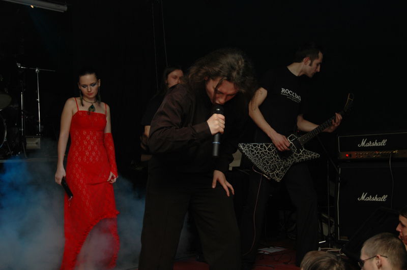Фотографии -> Концерты -> Концерт в клубе Арктика (5 февраля 2006) ->  The Sevensins -> The Sevensins - 030