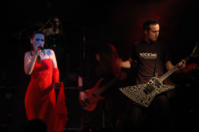 Фотографии -> Концерты -> Концерт в клубе Арктика (5 февраля 2006) ->  The Sevensins -> The Sevensins - 036