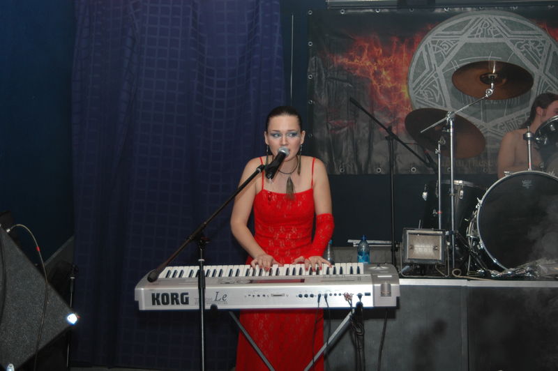 Фотографии -> Концерты -> Концерт в клубе Арктика (5 февраля 2006) ->  The Sevensins -> The Sevensins - 038