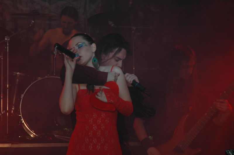 Фотографии -> Концерты -> Концерт в клубе Арктика (5 февраля 2006) ->  The Sevensins -> The Sevensins - 051