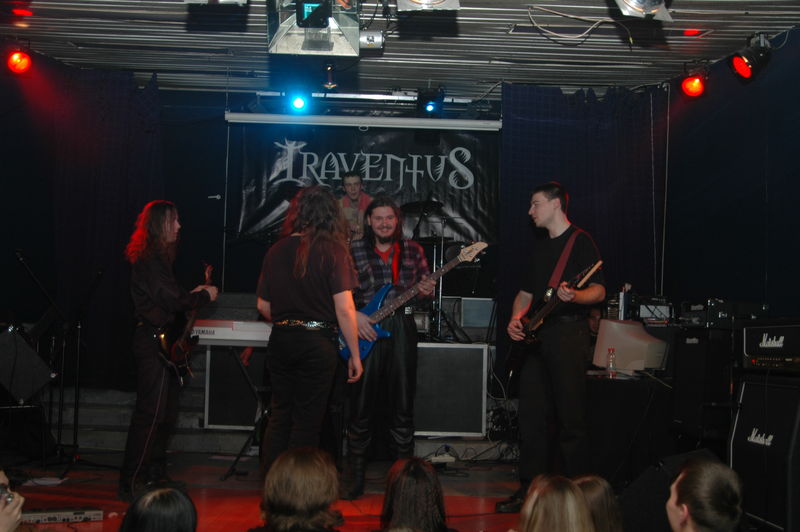 Фотографии -> Концерты -> Концерт в клубе Арктика (5 февраля 2006) ->  Iraventus -> Iraventus - 041