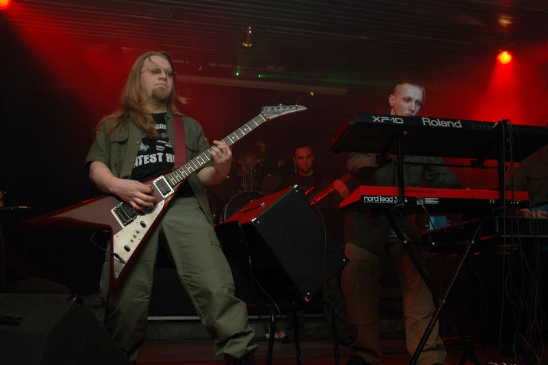 Фотографии -> Концерты -> Tattoo Metal Fest-4 в клубе Арктика (11 февраля 2006) ->  Vergeltung -> Vergeltung - 001