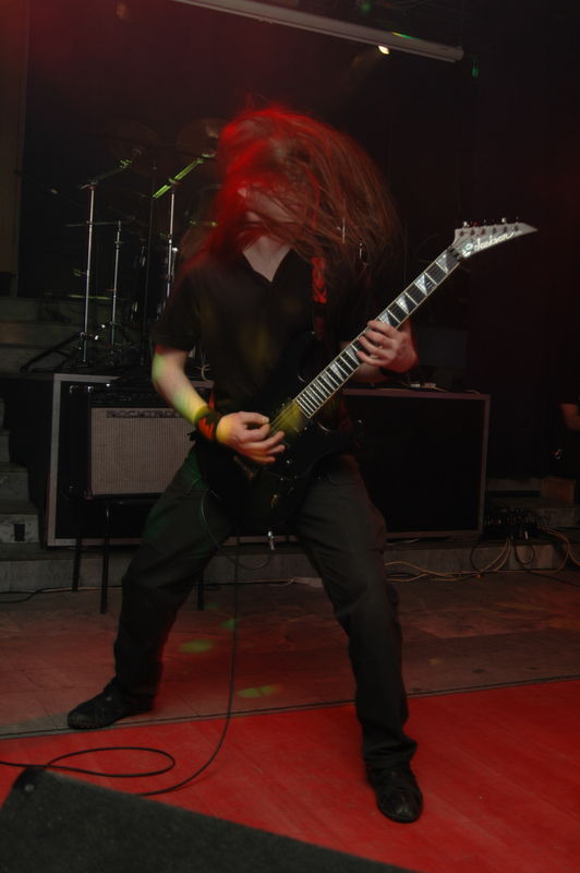 Фотографии -> Концерты -> Tattoo Metal Fest-4 в клубе Арктика (11 февраля 2006) ->  Buicide -> Buicide - 005