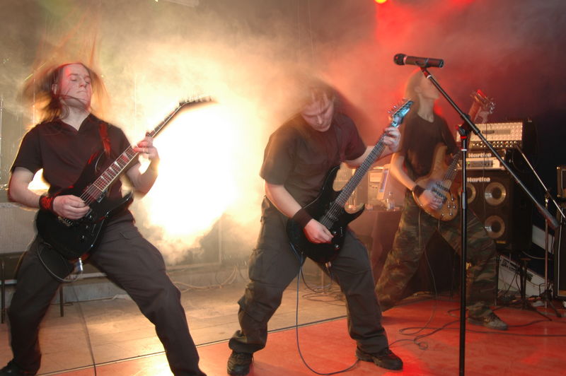 Фотографии -> Концерты -> Tattoo Metal Fest-4 в клубе Арктика (11 февраля 2006) ->  Buicide -> Buicide - 007