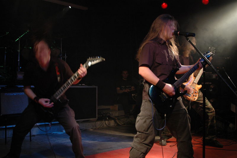 Фотографии -> Концерты -> Tattoo Metal Fest-4 в клубе Арктика (11 февраля 2006) ->  Buicide -> Buicide - 009