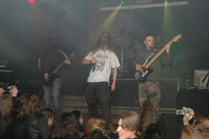 Фотографии -> Концерты -> Tattoo Metal Fest-4 в клубе Арктика (11 февраля 2006) ->  Anal Nosorog -> Anal Nosorog - 005