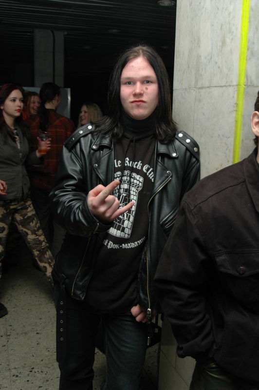 Фотографии -> Концерты -> Tattoo Metal Fest-4 в клубе Арктика (11 февраля 2006) ->  Люди на концерте -> Люди на концерте - 019