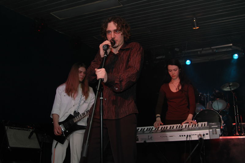 Фотографии -> Концерты -> Танцы Теней IV в клубе Арктика (8 апреля 2006) ->  Theropoda -> Theropoda - 012