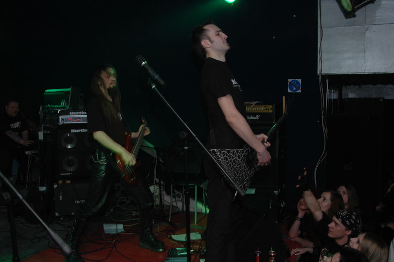 Фотографии -> Концерты -> Танцы Теней IV в клубе Арктика (8 апреля 2006) ->  Item -> Item - 006
