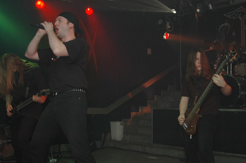 Фотографии -> Концерты -> Folk Metal Fest VIII в клубе Арктика (15 апреля 2006) ->  Antarctica -> Antarctica - 016
