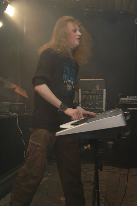 Фотографии -> Концерты -> Folk Metal Fest VIII в клубе Арктика (15 апреля 2006) ->  Svartby -> Svartby - 017