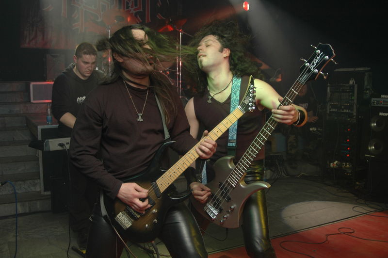 Фотографии -> Концерты -> Folk Metal Fest VIII в клубе Арктика (15 апреля 2006) ->  Nomans Land -> Nomans Land - 032