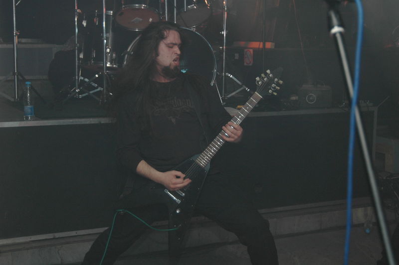 Фотографии -> Концерты -> Folk Metal Fest VIII в клубе Арктика (15 апреля 2006) ->  Аркона -> Аркона - 003