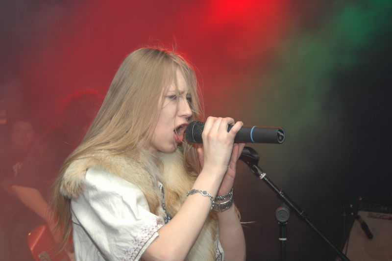 Фотографии -> Концерты -> Folk Metal Fest VIII в клубе Арктика (15 апреля 2006) ->  Аркона -> Аркона - 007