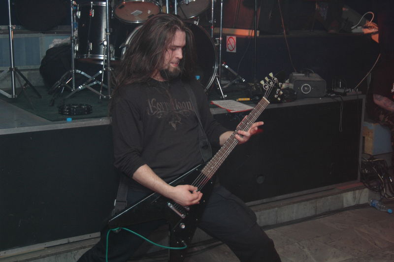 Фотографии -> Концерты -> Folk Metal Fest VIII в клубе Арктика (15 апреля 2006) ->  Аркона -> Аркона - 021
