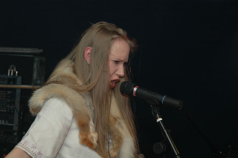 Фотографии -> Концерты -> Folk Metal Fest VIII в клубе Арктика (15 апреля 2006) ->  Аркона -> Аркона - 034
