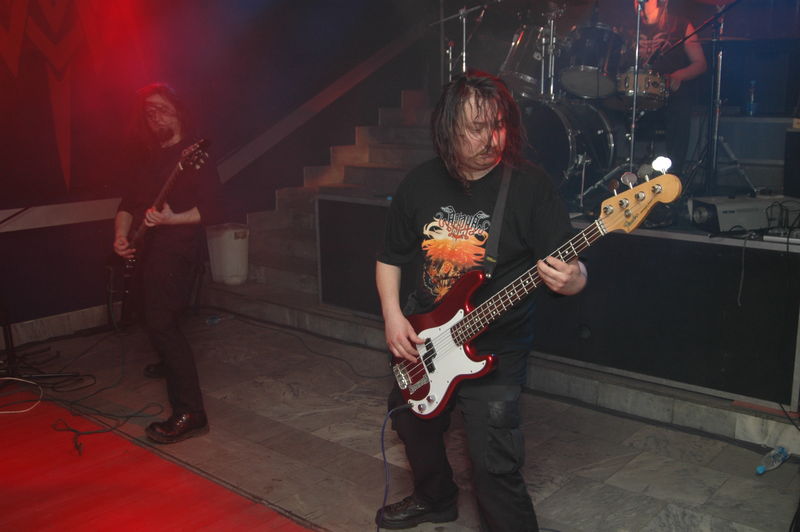 Фотографии -> Концерты -> Folk Metal Fest VIII в клубе Арктика (15 апреля 2006) ->  Аркона -> Аркона - 043