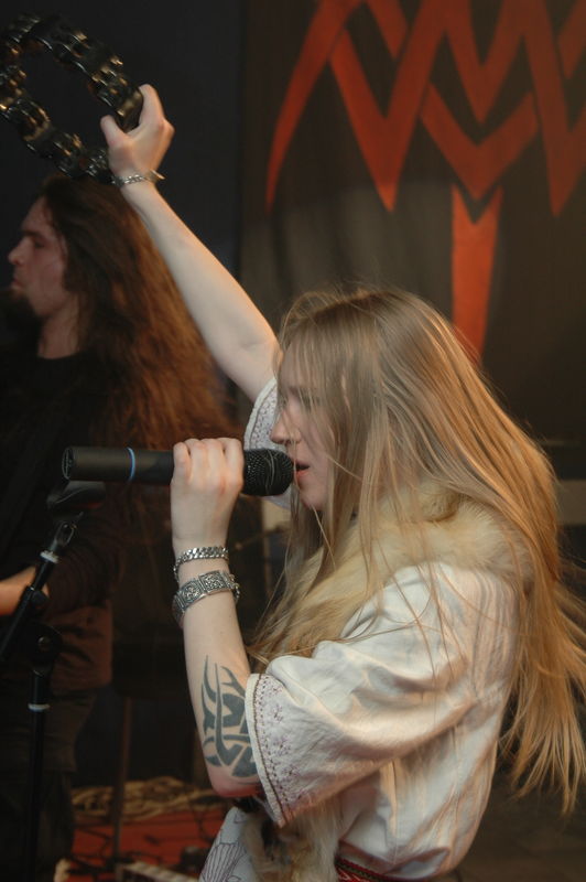 Фотографии -> Концерты -> Folk Metal Fest VIII в клубе Арктика (15 апреля 2006) ->  Аркона -> Аркона - 047