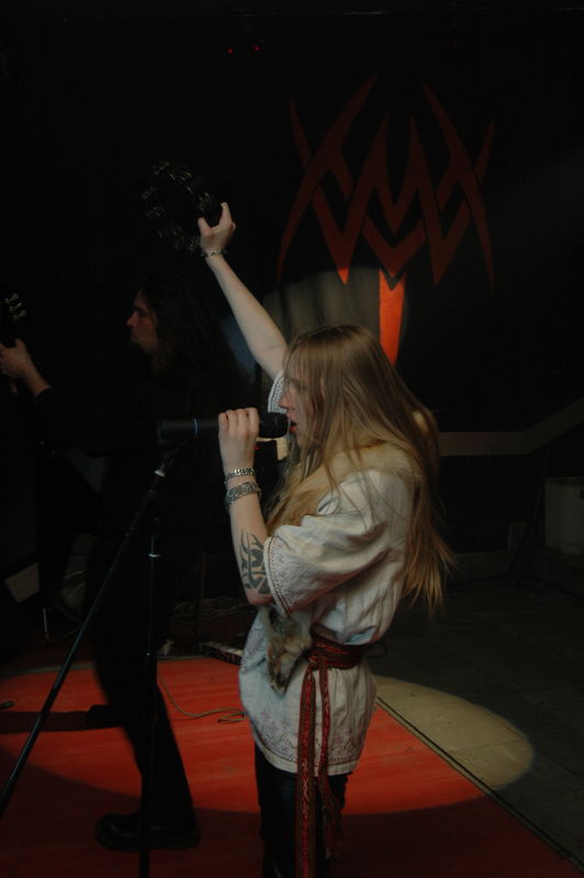 Фотографии -> Концерты -> Folk Metal Fest VIII в клубе Арктика (15 апреля 2006) ->  Аркона -> Аркона - 048