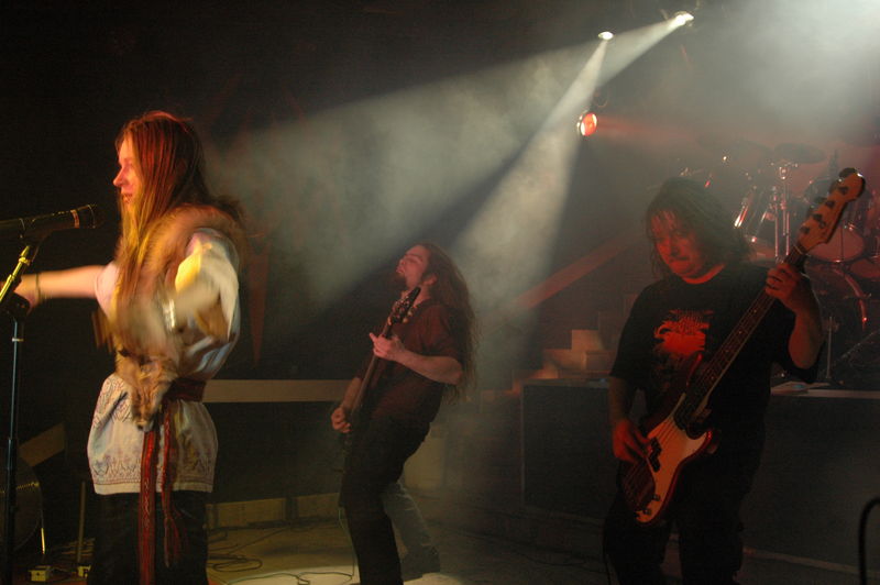 Фотографии -> Концерты -> Folk Metal Fest VIII в клубе Арктика (15 апреля 2006) ->  Аркона -> Аркона - 052