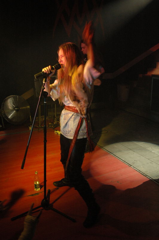Фотографии -> Концерты -> Folk Metal Fest VIII в клубе Арктика (15 апреля 2006) ->  Аркона -> Аркона - 054