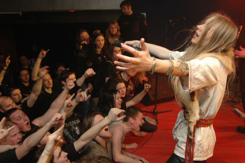 Фотографии -> Концерты -> Folk Metal Fest VIII в клубе Арктика (15 апреля 2006) ->  Аркона -> Аркона - 056