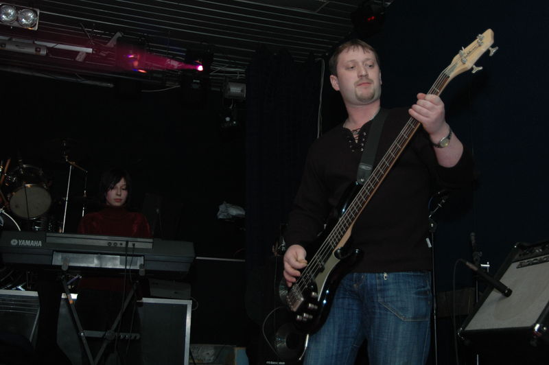 Фотографии -> Концерты -> День рождения группы TarakaN в клубе Арктика (16 апреля 2006) ->  Эпатаж -> Эпатаж - 009